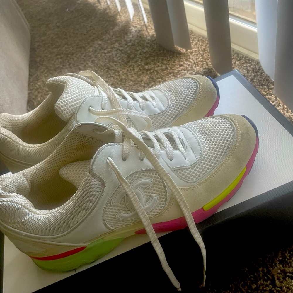 Cream Chanel sneakers with colorful soul … in very good condition